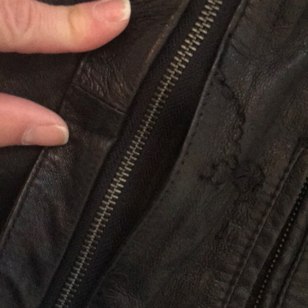 Leather Jacket - Picture 4 of 4